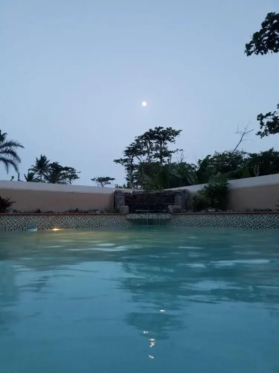 Picturesque Ocean View House With Private Pool Generator for Entire House
