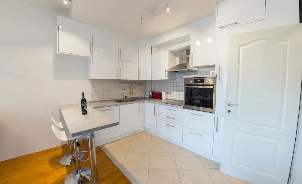 Luxury Apartment Infinity