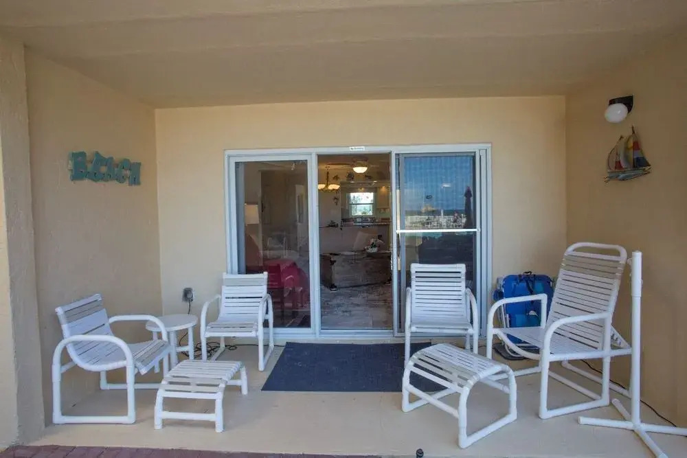 Win-San B-101 - 2 Br Condo