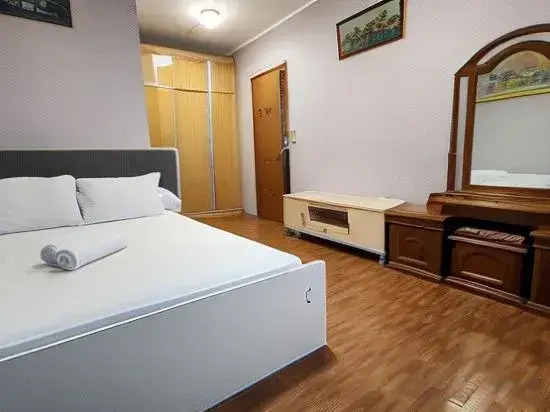 Amazing View Apartment at Kemayoran Jiexpo -Min Stay 3 Nights-