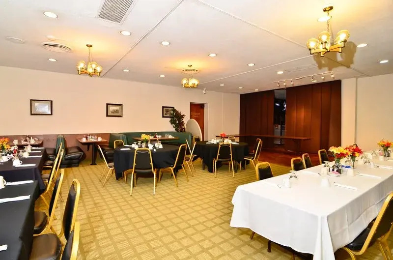 Travelodge Inn & Suites by Wyndham Saint Helens OR