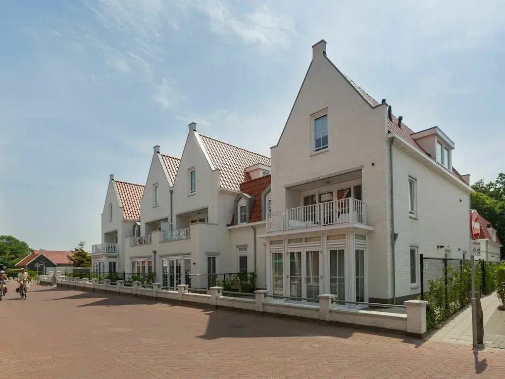 Spacious Apartment in Koudekerke With Terrace
