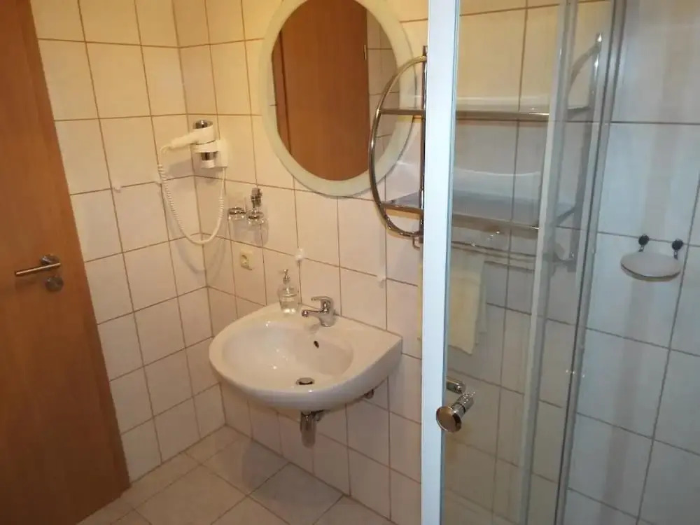 Hotel garni Zum Reinhardswald