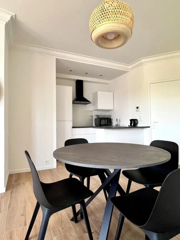Cozy fully equipped center Liege for 4