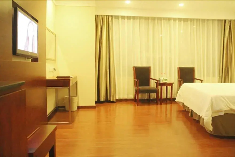 GreenTree Inn Guangdong Guangzhou Baiyun Avenue Yongping Business Hotel