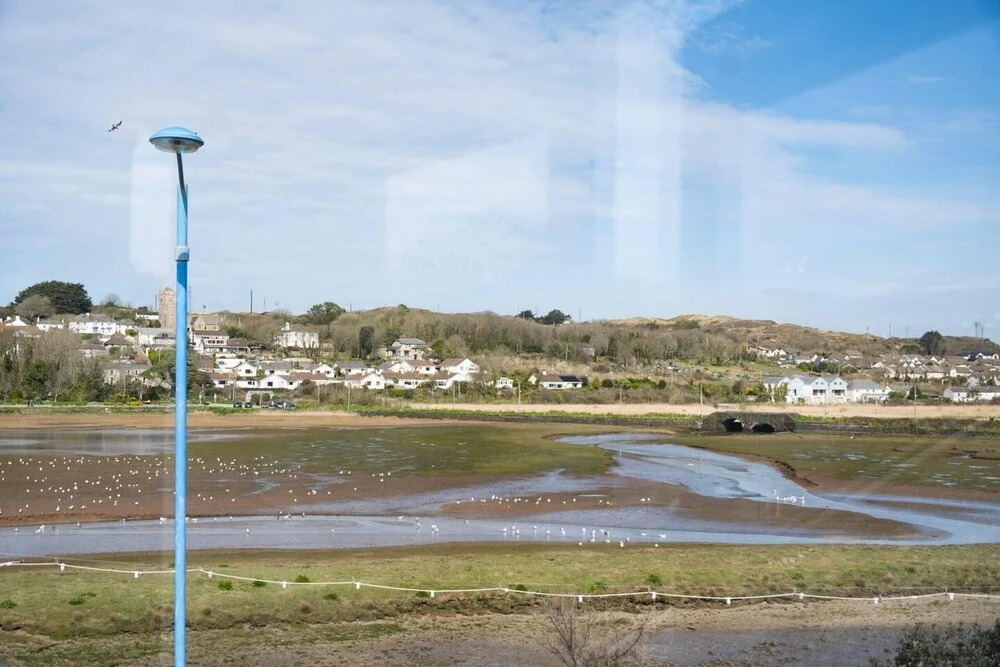 Luxurious 2 Bedroom Apartment With Estuary View