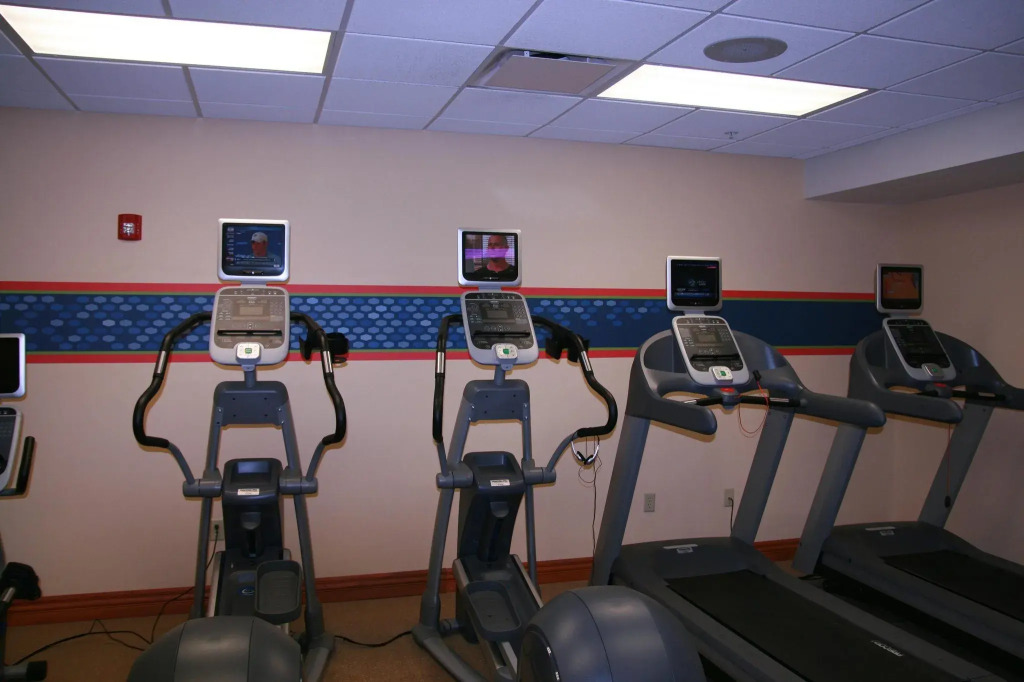 Newly Renovated Hampton Inn Omaha West Lakeside