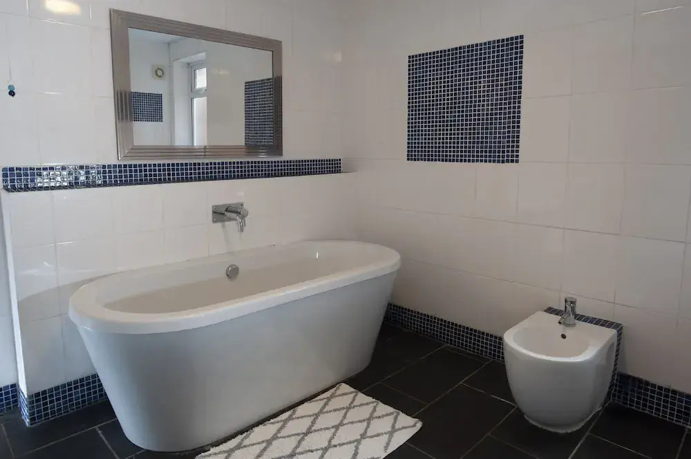 NEW Stunning 3BD House Central Ashford Sleeps 6!