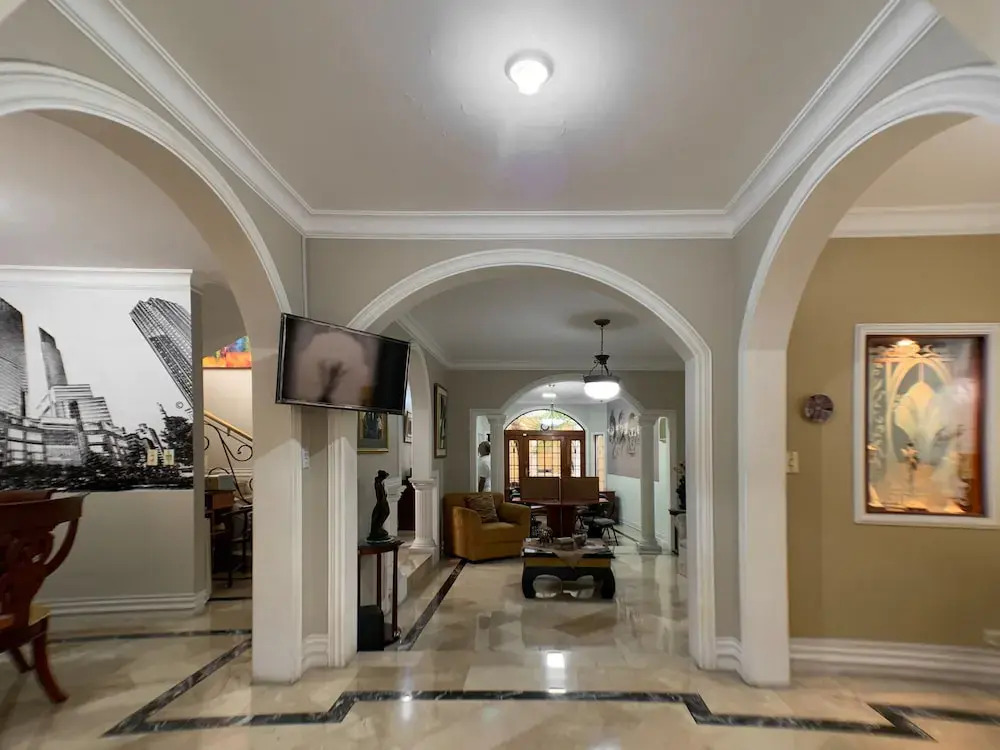 Cesar's House Guayaquil Home Rental