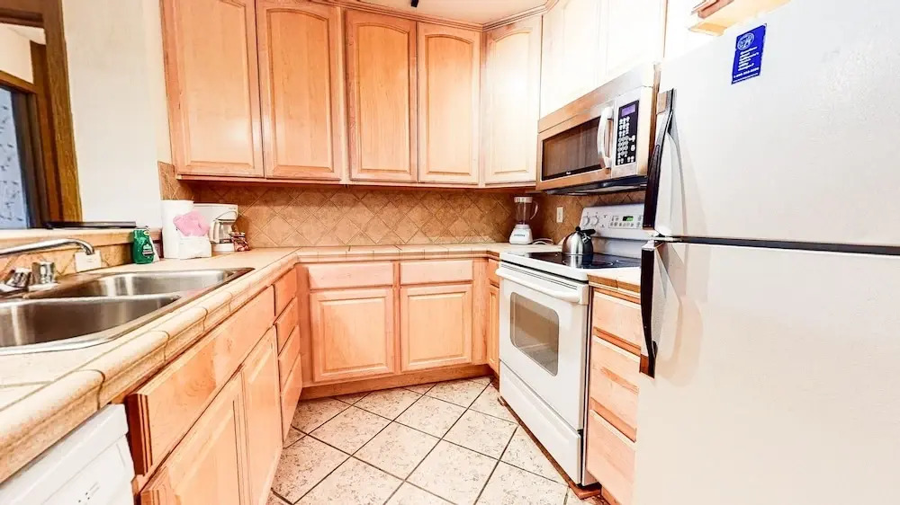 Summit 32 2 Bedrooms 2 Bathrooms Condo