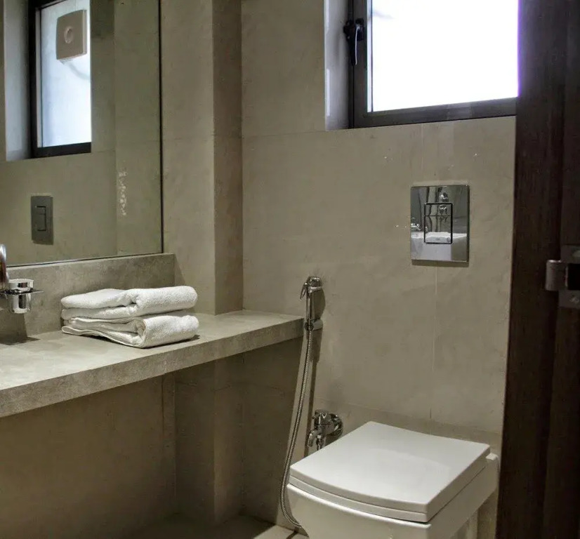 Townhouse Mumbai International Airport