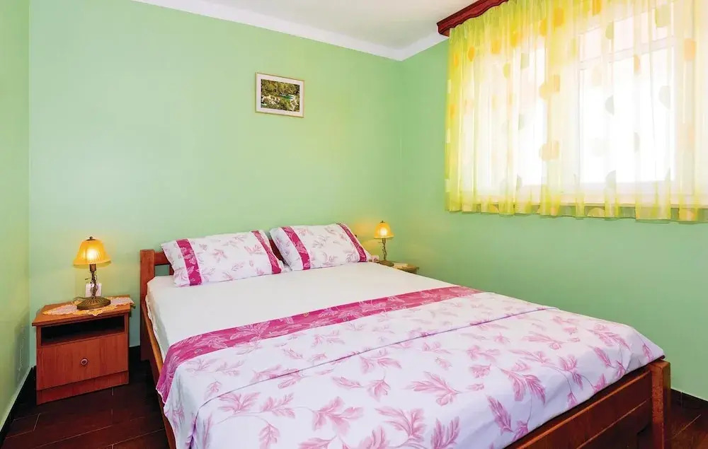 Nice Home in Tisno With Wifi and 2 Bedrooms