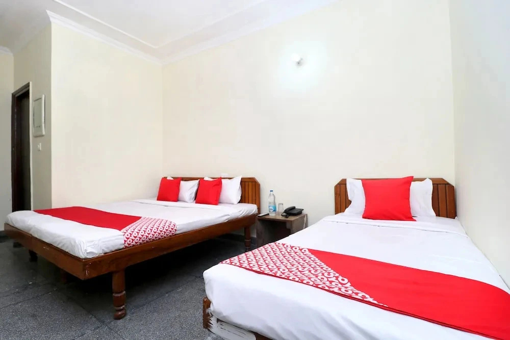 Amrit Guest House By OYO Rooms