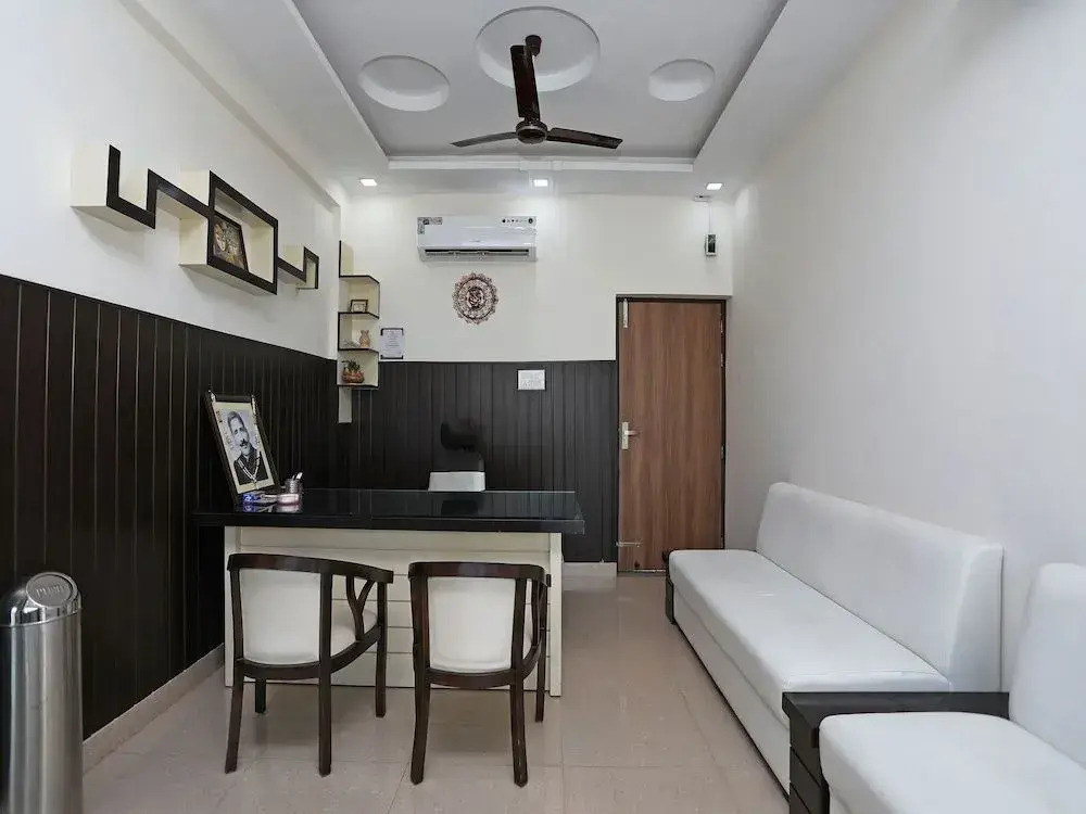 OYO 15375 Hotel KSS Inn