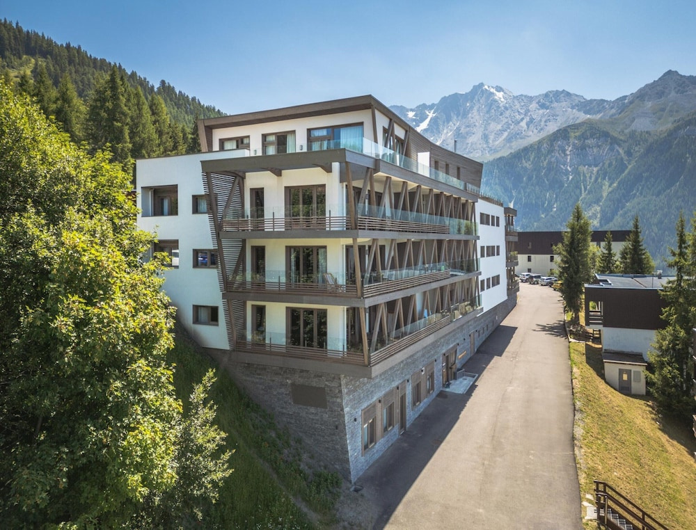 Family Apartment in Paradiski Area