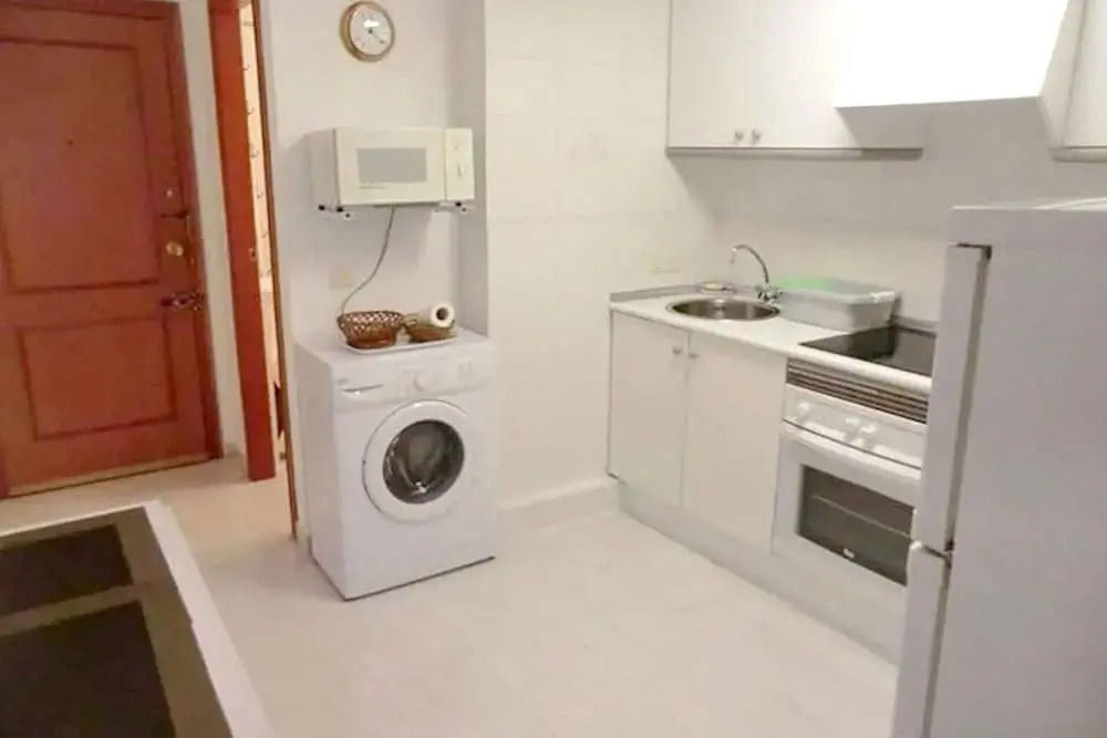 Studio in Calpe, With Wonderful City View, Furnished Terrace and Wifi Near the Beach