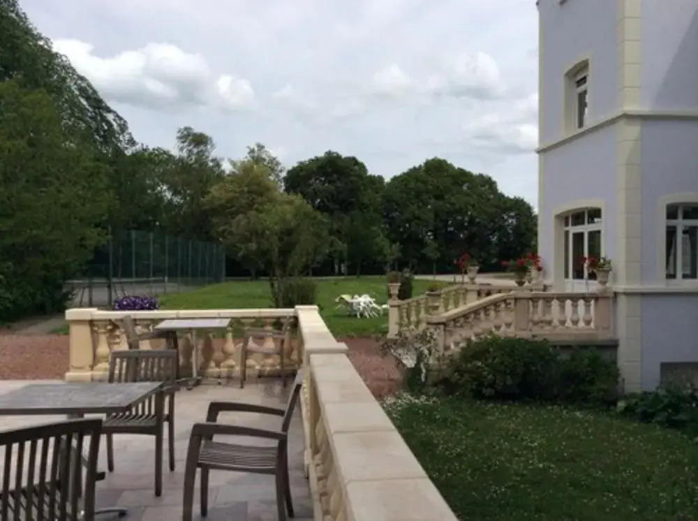 Logis Hôtel & Restaurant - Le Château Des Tourelles 3 étoiles