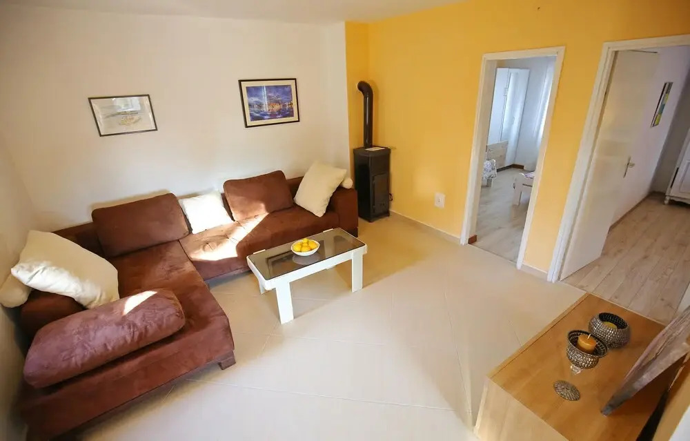 Nice Home in Benkovac With Wifi, 4 Bedrooms and Outdoor Swimming Pool