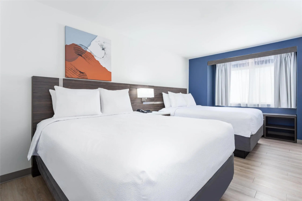 Spark by Hilton Clarion
