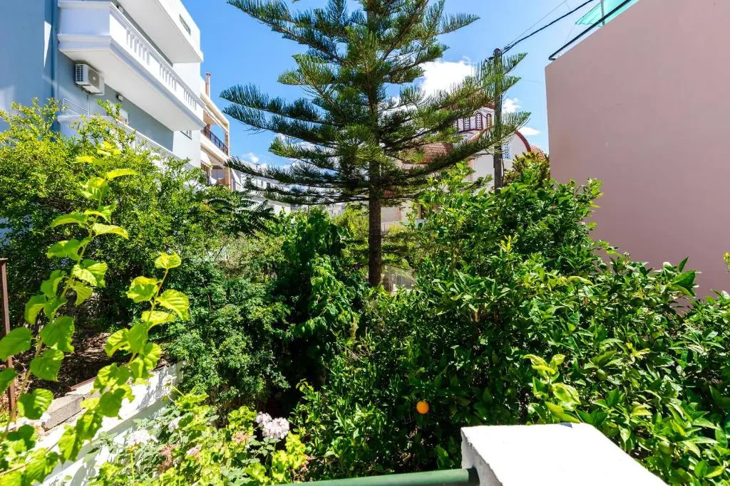 Erato Hotel Apartments