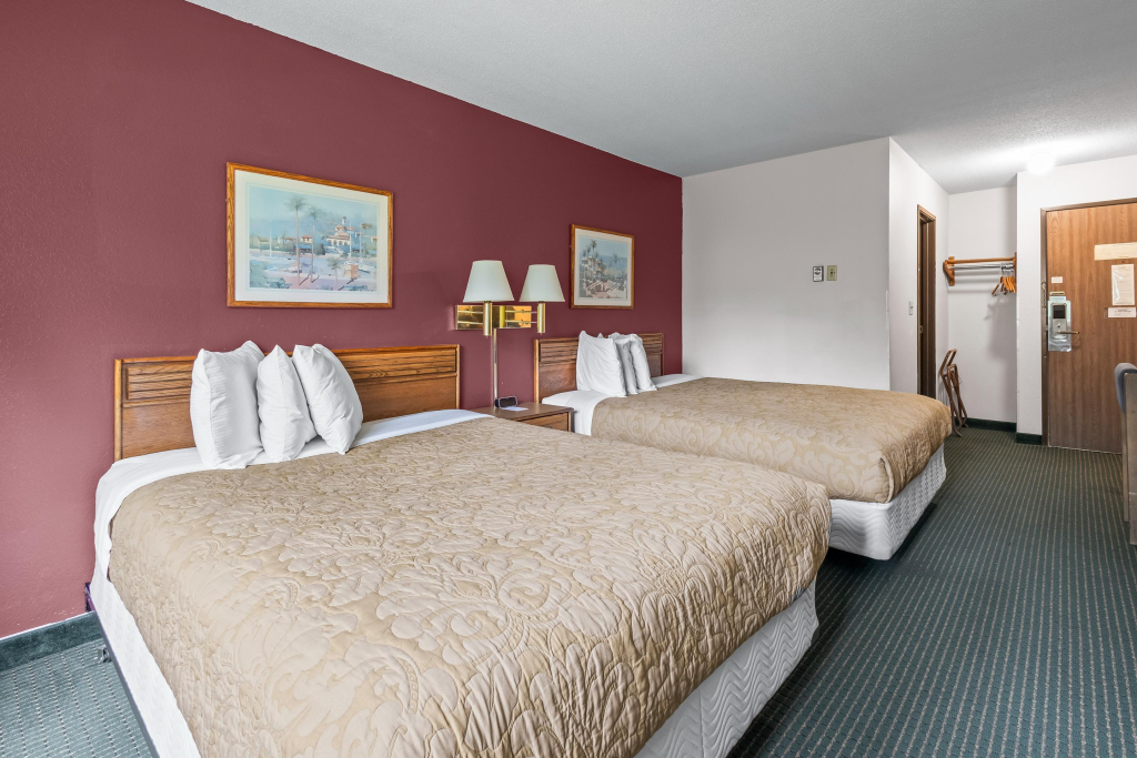 Wautoma Inn by OYO near Airport WI 73