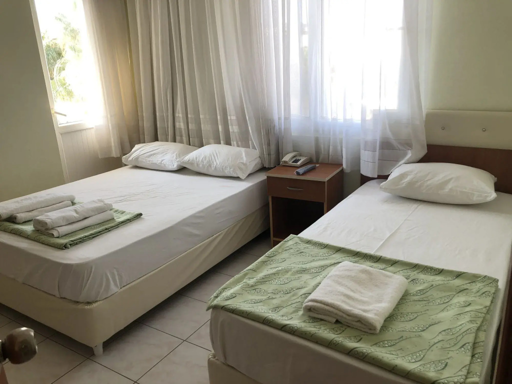 Almir Hotel