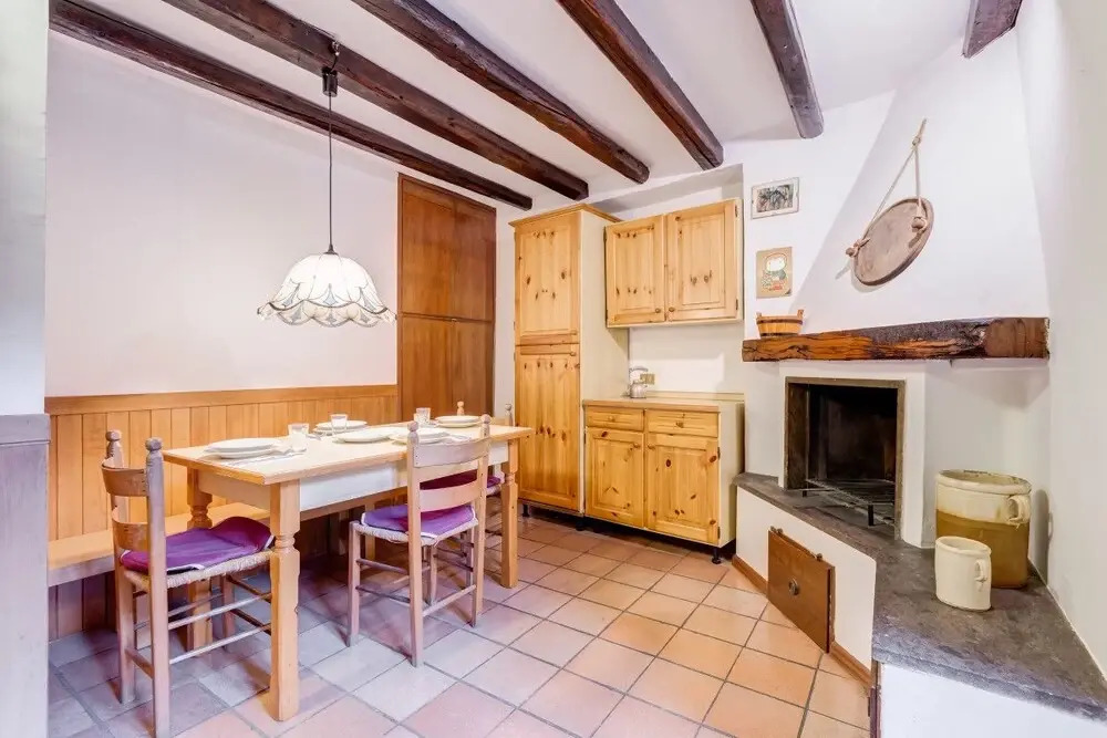 Large and Comfortable 6 Guests Flat in Trastevere