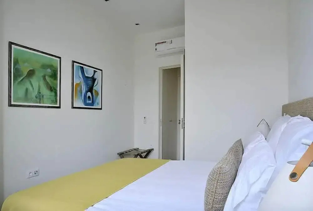Mayors Apartments