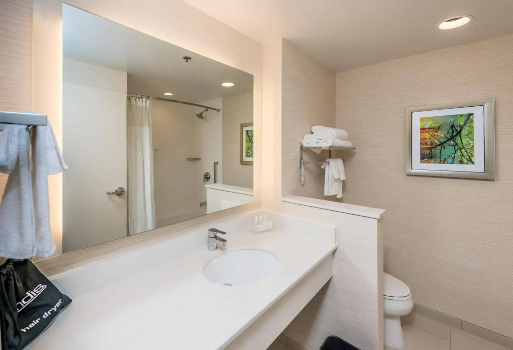 Fairfield Inn & Suites by Marriott Plymouth White Mountains