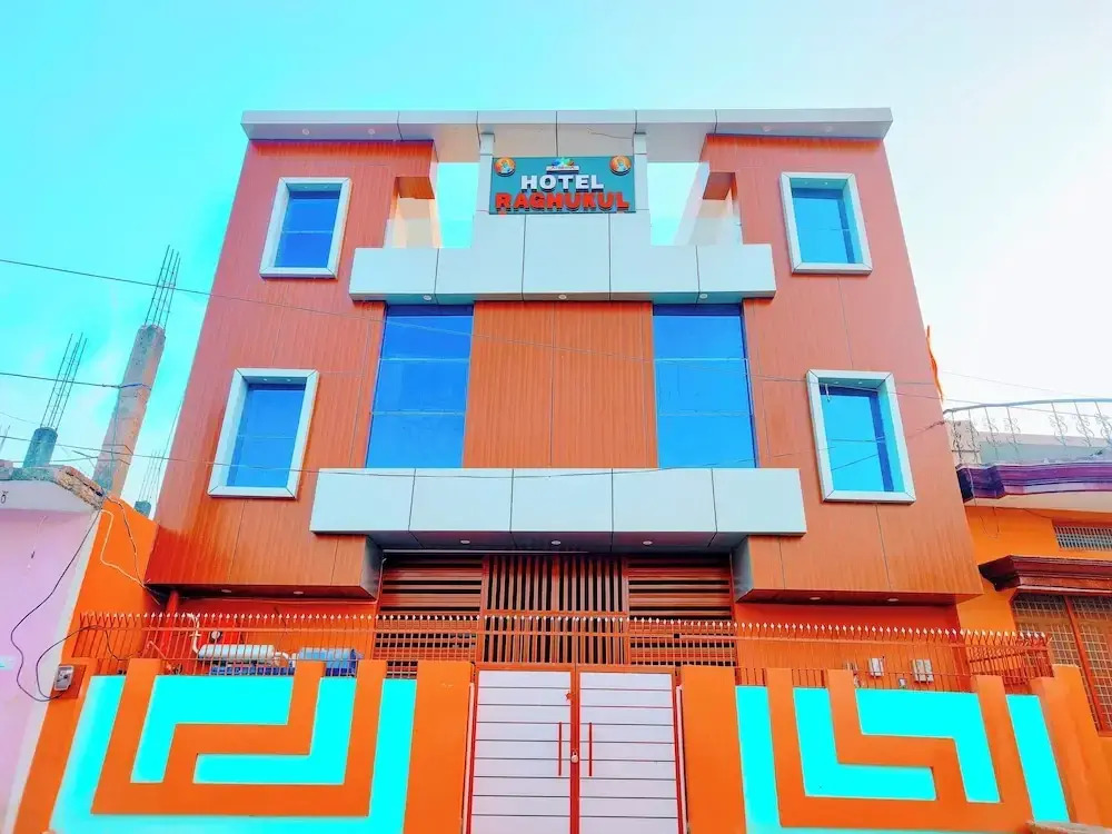 Hotel Raghukul