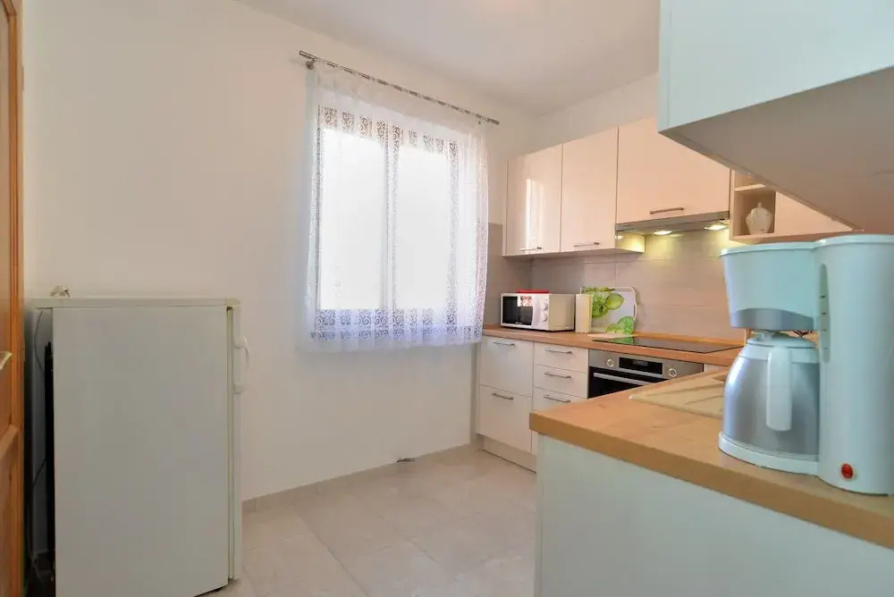 Apartment 1807
