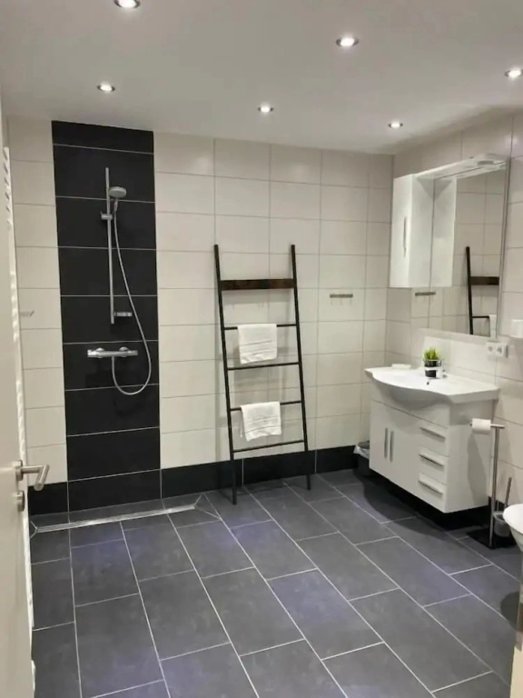 Apartment am Rosenplatz 24-hour check-in