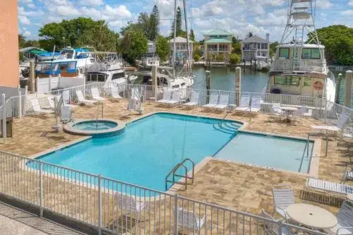 Madeira Bay Resort 305