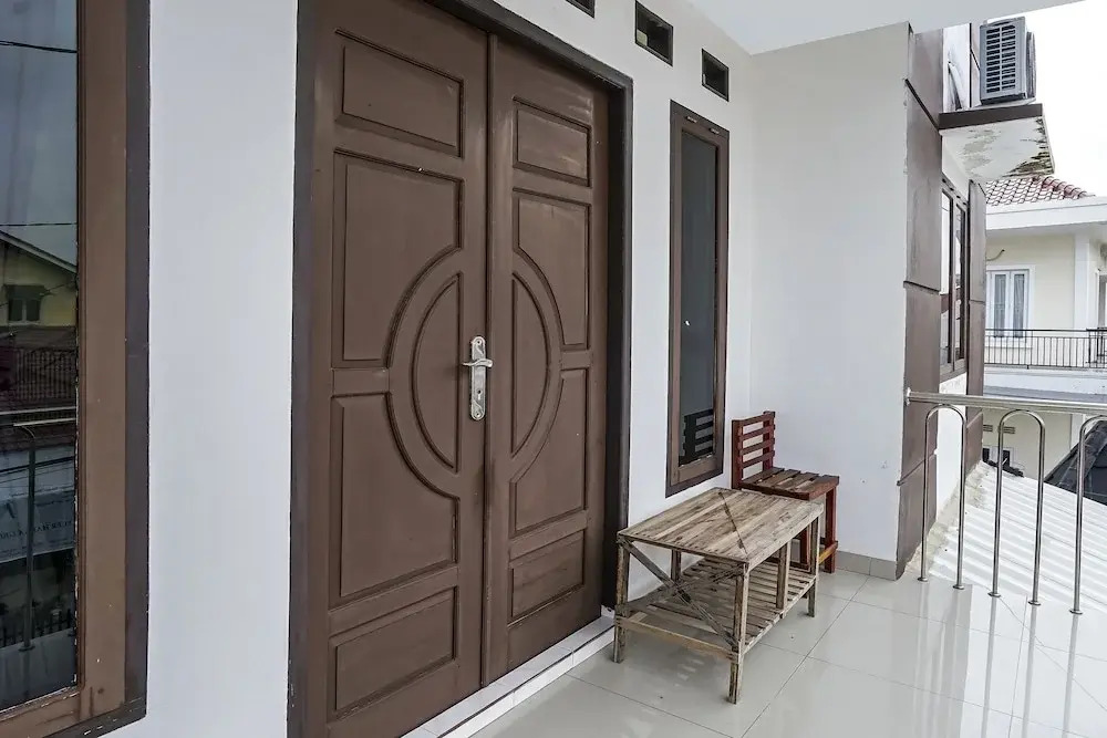 OYO 90595 Ferezsa Kost Syariah