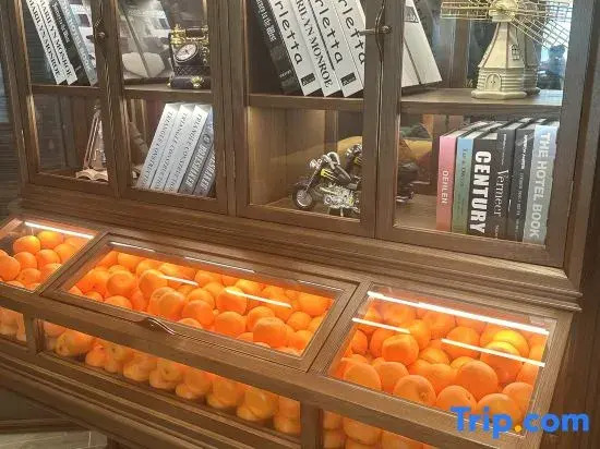 Orange Hotel (Tiaoshan Street Store)