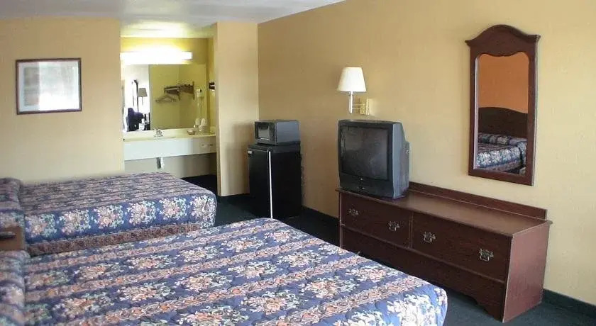 La Grange Executive Inn and Suites