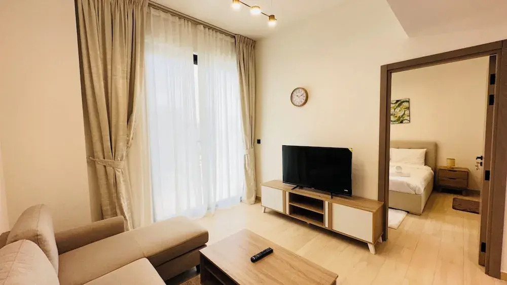 OYO 1287 Home Fully Furnished 1Bed At JVC