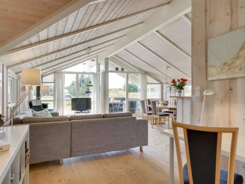 "Akule" - 550m from the sea in NW Jutland