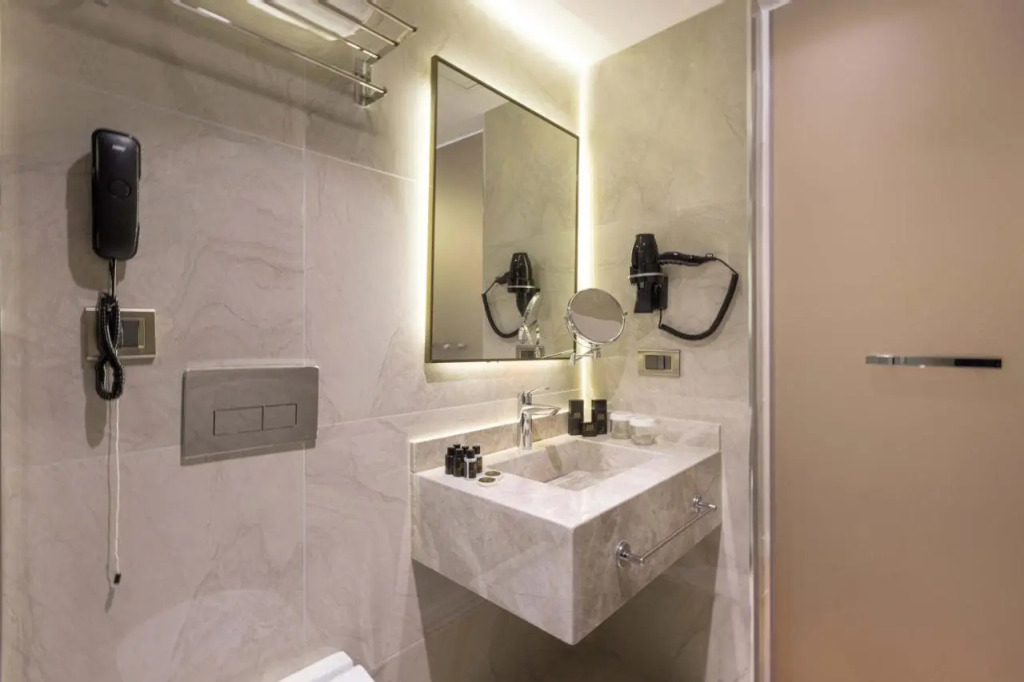 Great Fortune Concept Hotel