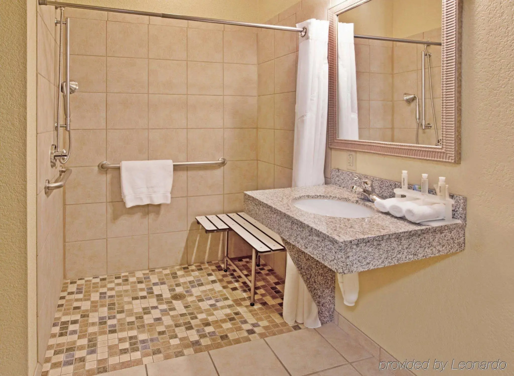 Holiday Inn Express Hotel & Suites El Dorado by IHG