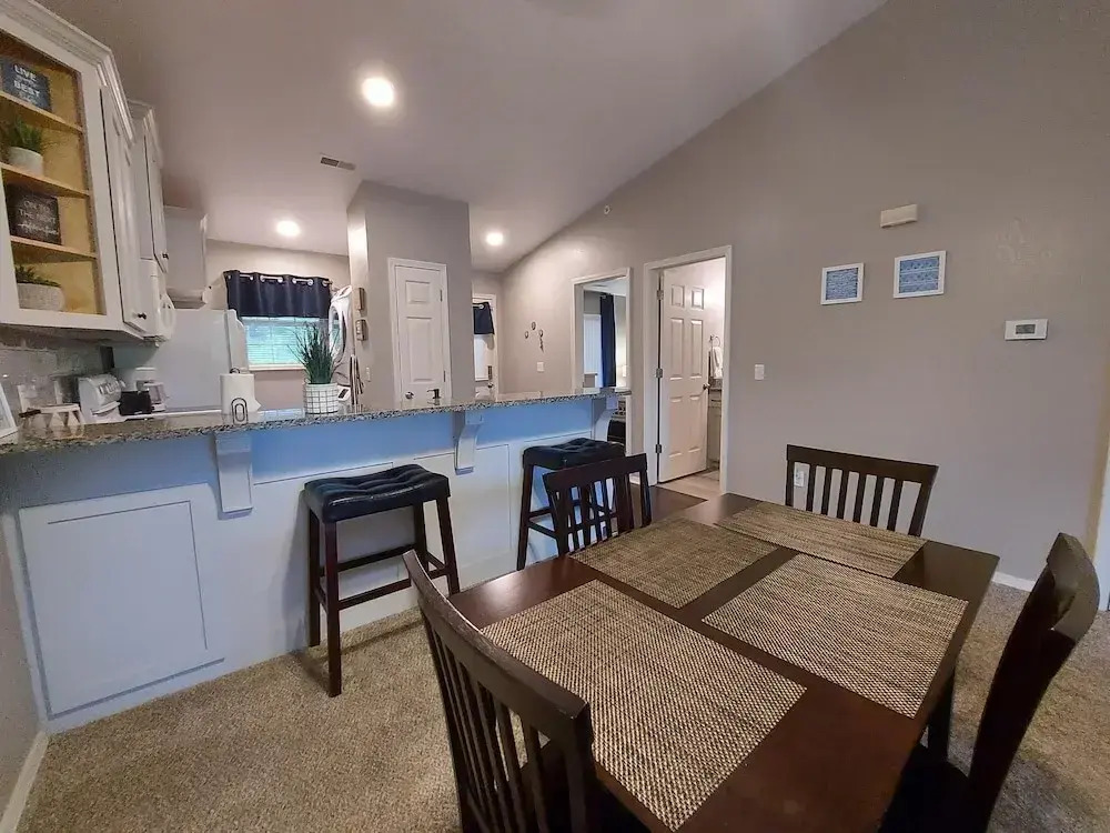Placid Place Condo, Walk to Marina, Fishing & Boat Rentals