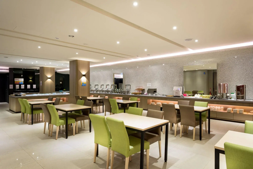 CHECK inn Taichung Wenxin Zhongqing