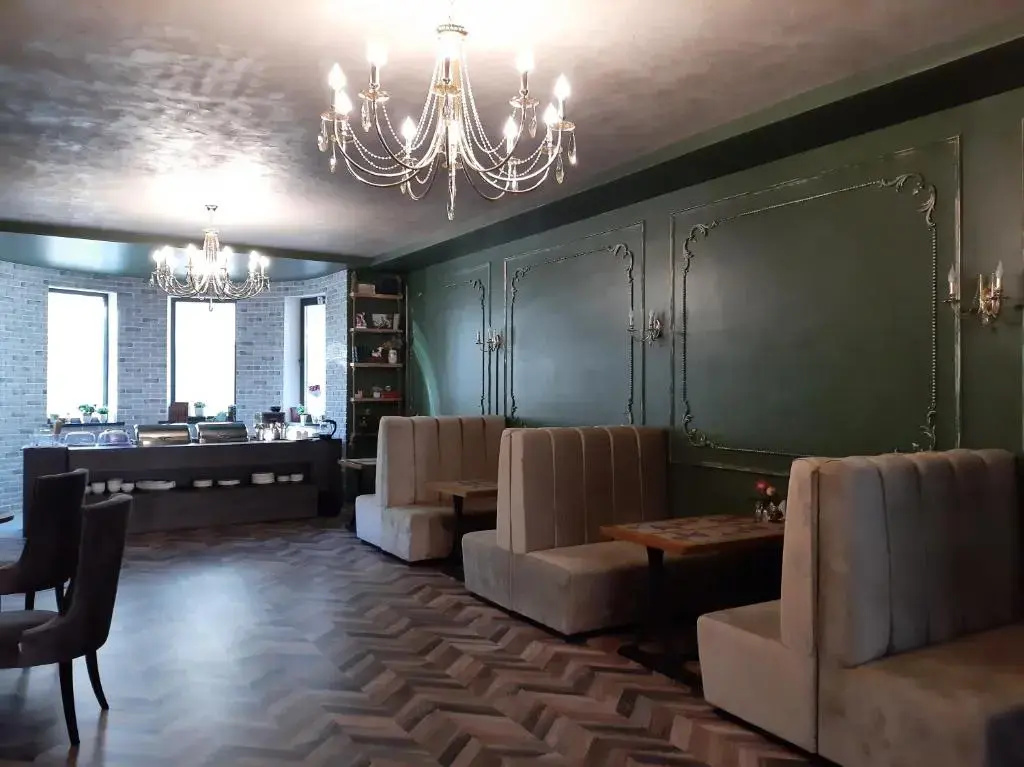 SB River Hotels