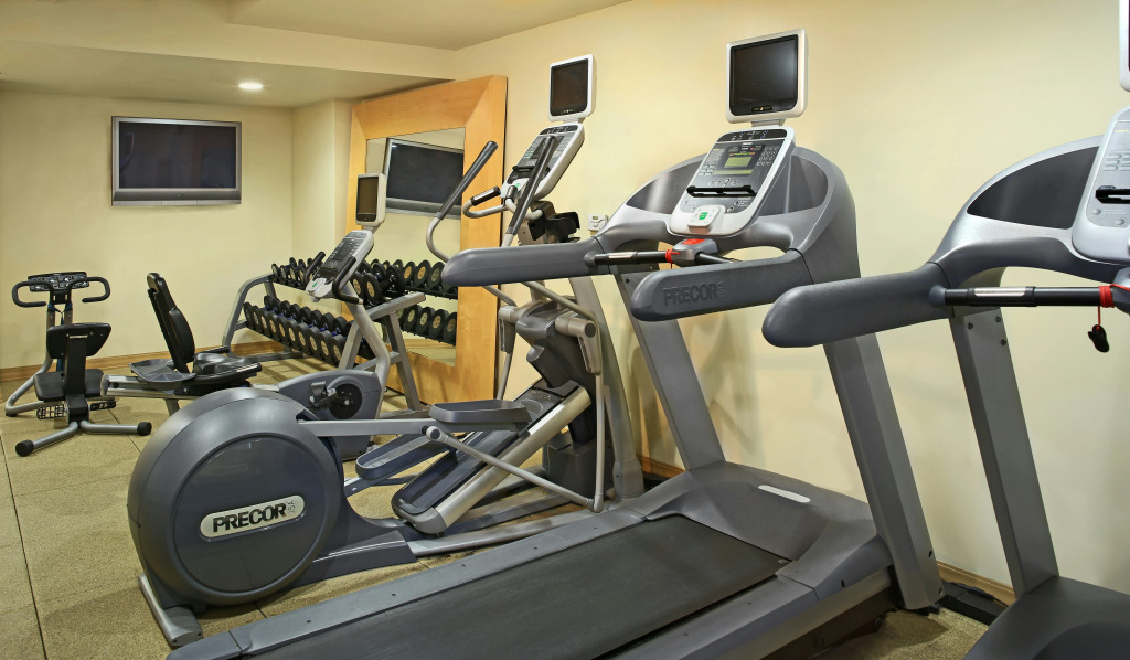 DoubleTree by Hilton Hotel Chicago Wood Dale - Elk Grove