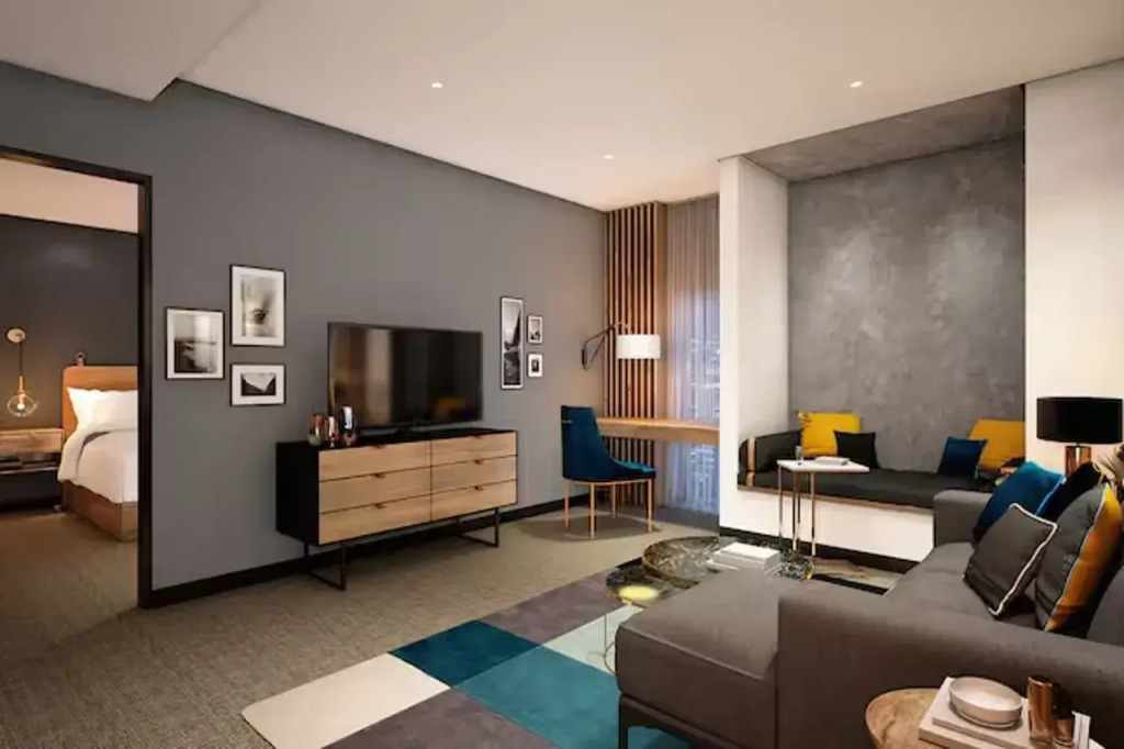 Hilton Woking