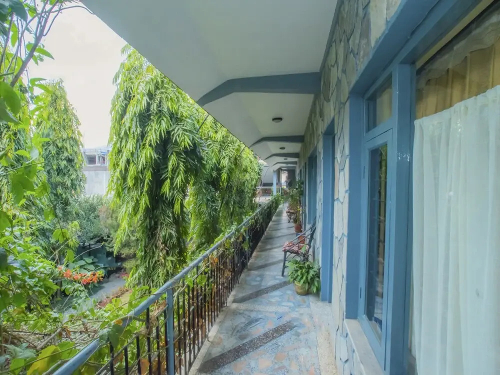 Oyo 301 Hotel Monal