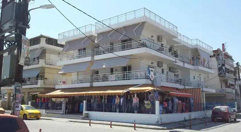 Philippos & Maria Apartments
