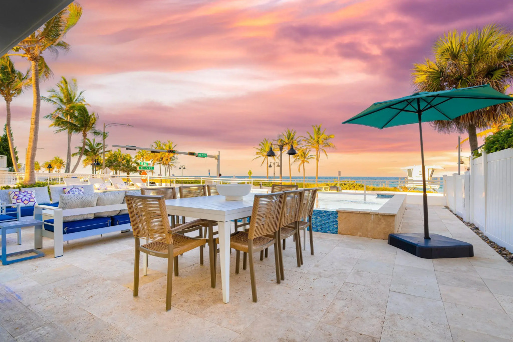 Rate Discounts! Beachside Home, Pool + Ocean Views Beach Haven by Avantstay