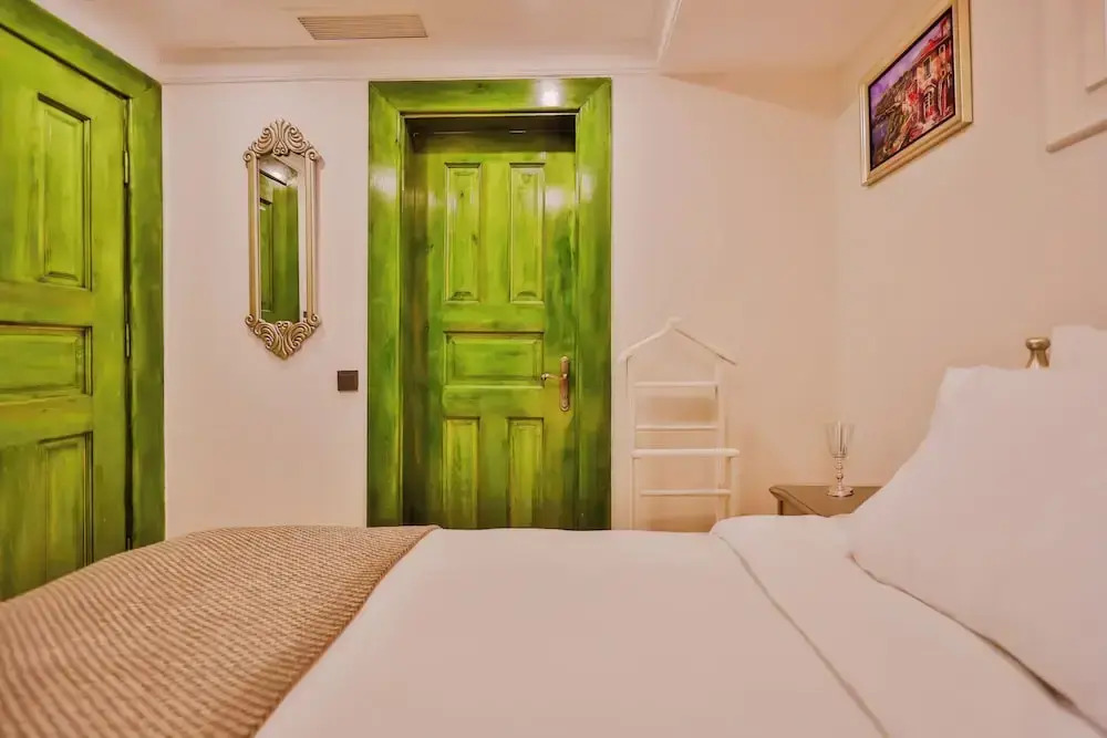 Emerald Mansion Hotel - Special Category