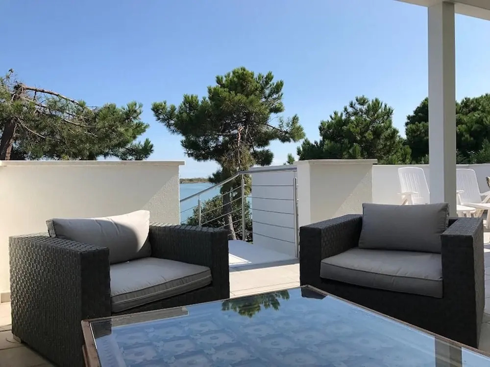 Super Villa With Private Pool in Isola Albarella by Beahost Rentals